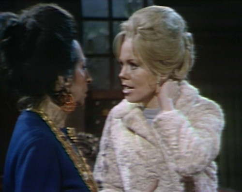 1003-dark-shadows-hannah-angelique-murder